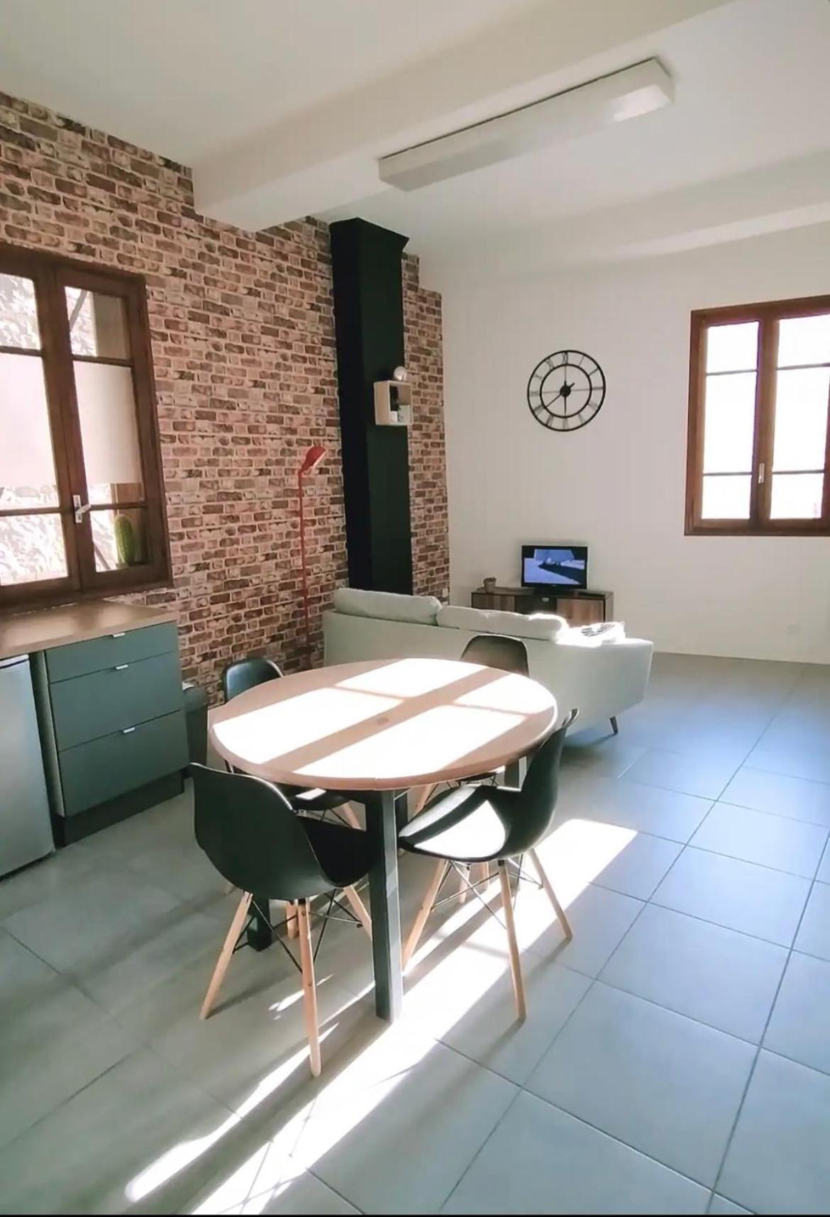Appartement refait à neuf + parking gratuit Perpignan Exterior foto